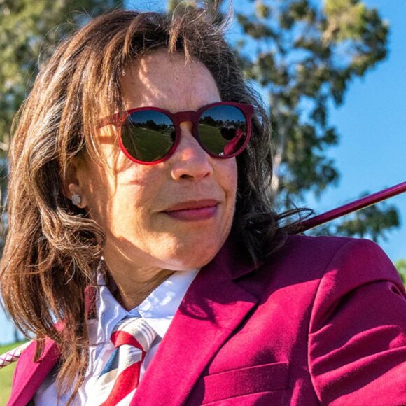 BNIB goodr Circle G I'm Wearing Burgundy Sunglasses - Picture 2 of 5